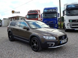 VOLVO XC70 2.4 D4